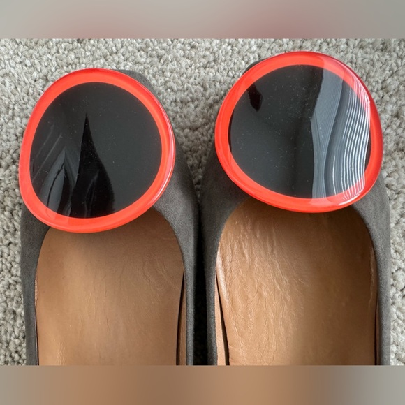 Butter Italy Gray Suede Flats IOB Women’s Size 8.5 - Picture 6 of 7